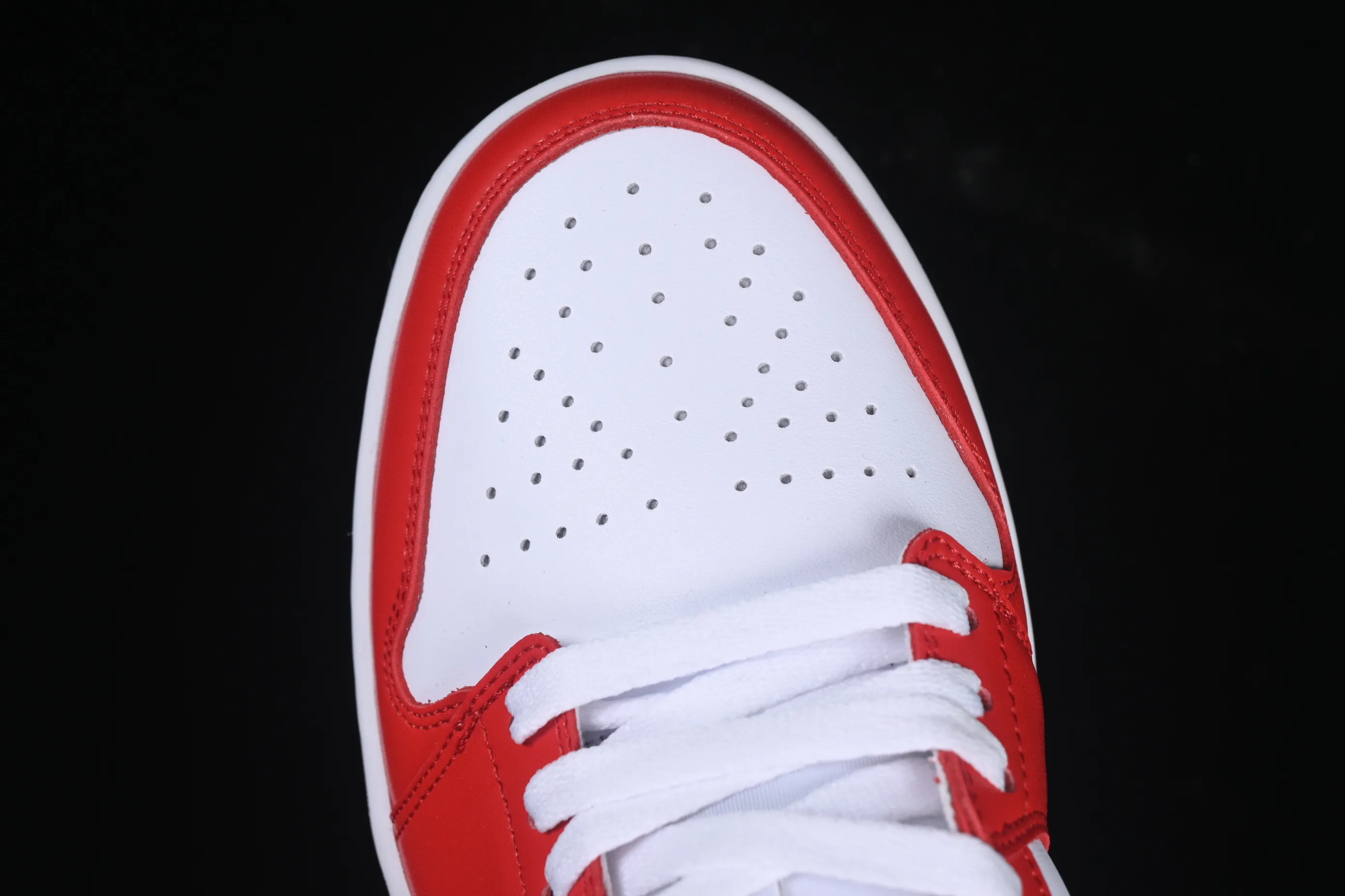 All categories Air Jordan Jordan series basketball shoes Air Jordan 1 Low Air Jordan 1 Low AJ1 Joe 1 white and red color low-top cultural and casual sneakers 553558-166